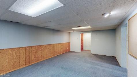 1200 Doralee Drive Mogadore OH 44260