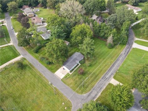1200 Doralee Drive Mogadore OH 44260