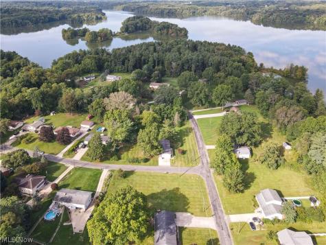 1200 Doralee Drive Mogadore OH 44260