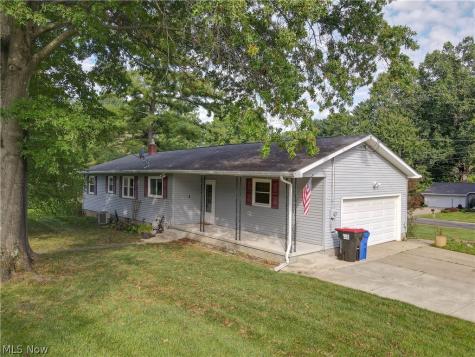1200 Doralee Drive Mogadore OH 44260