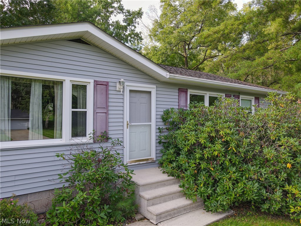 1200 Doralee Drive Mogadore OH 44260