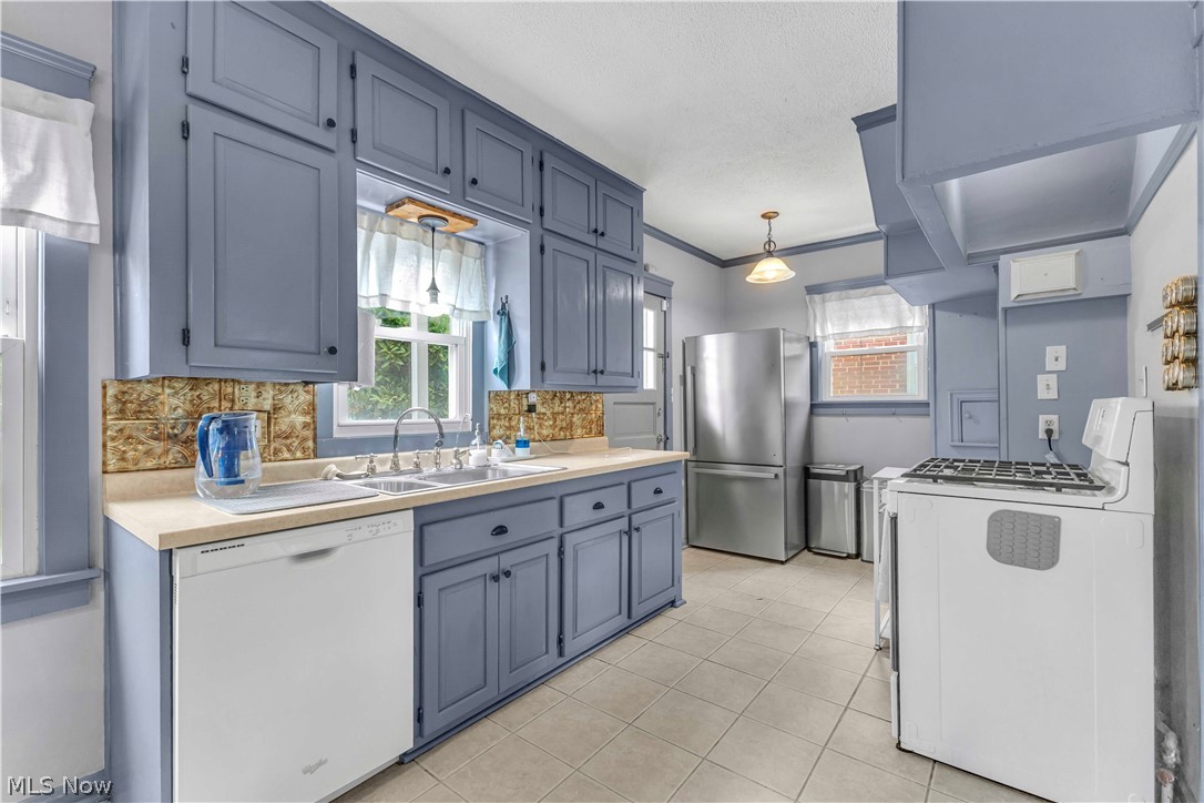 8102 Fernhill Avenue Parma OH 44129