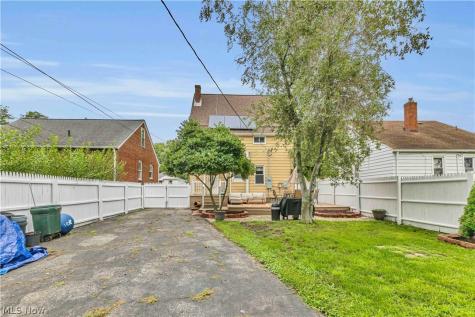 8102 Fernhill Avenue Parma OH 44129