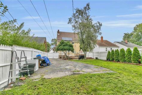 8102 Fernhill Avenue Parma OH 44129
