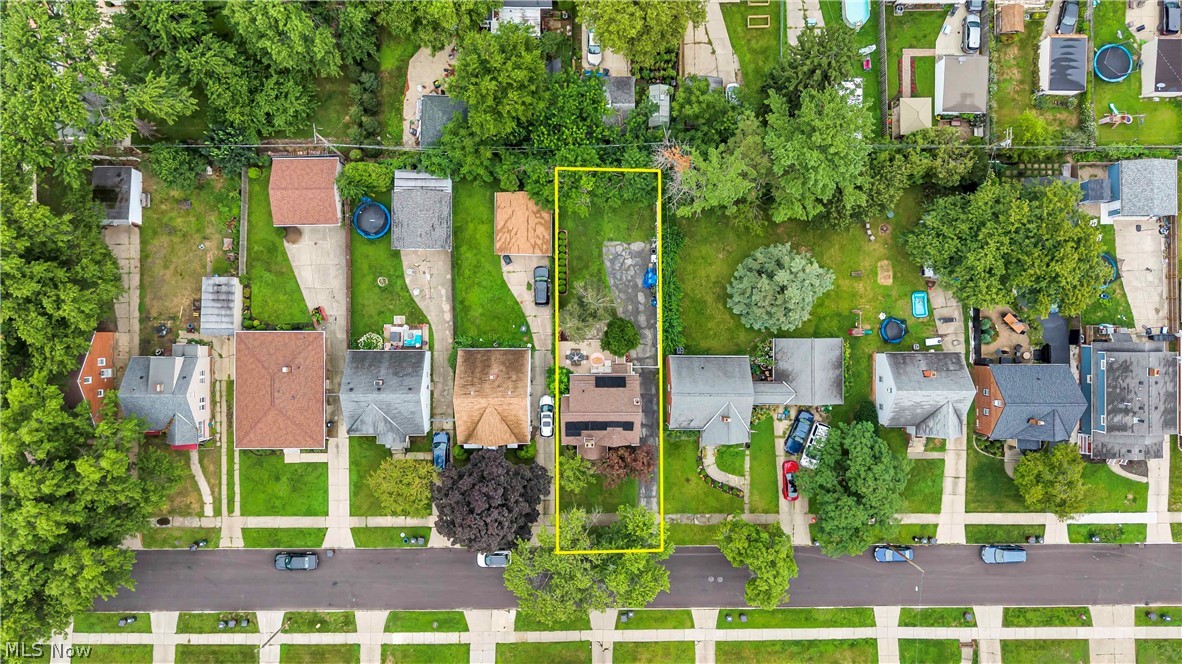 8102 Fernhill Avenue Parma OH 44129