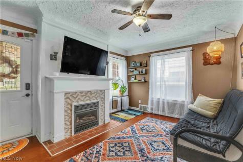 8102 Fernhill Avenue Parma OH 44129