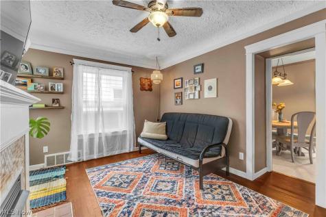8102 Fernhill Avenue Parma OH 44129