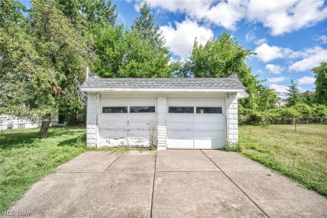 20667 Miller Avenue Euclid OH 44119