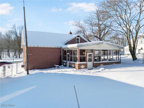 3863 Richville Drive SW Canton OH 44706