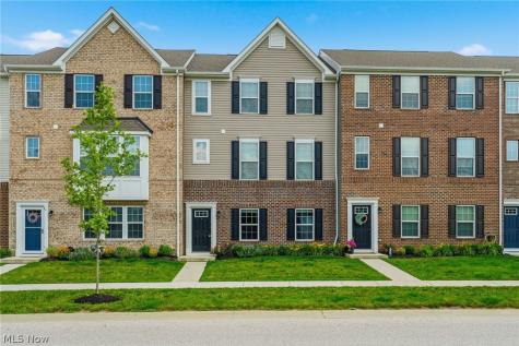 1666 N Eckert Lane Cuyahoga Falls OH 44313