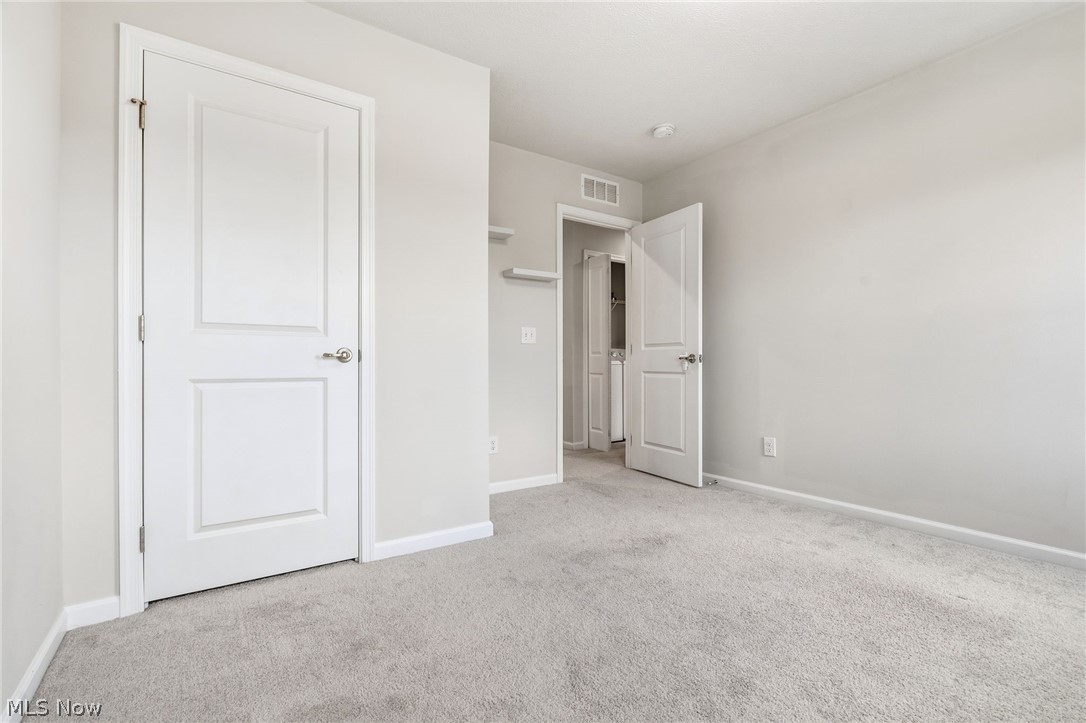 1666 N Eckert Lane Cuyahoga Falls OH 44313