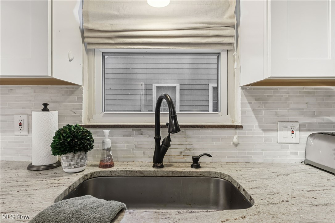 24152 Hedgewood Avenue Westlake OH 44145