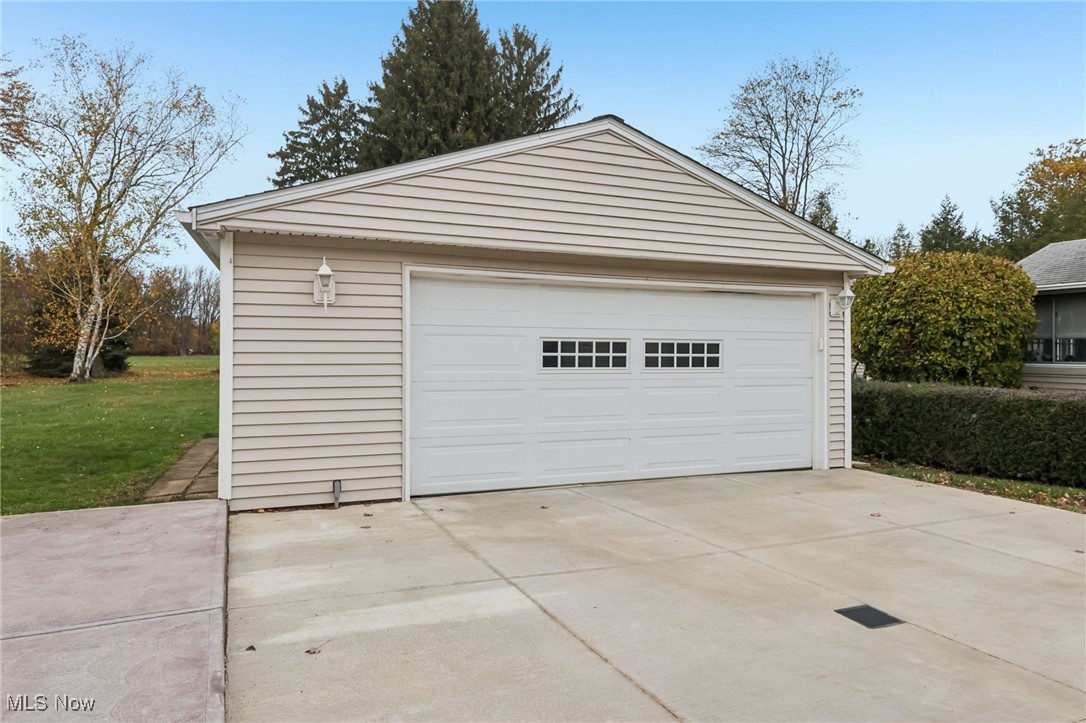 24152 Hedgewood Avenue Westlake OH 44145