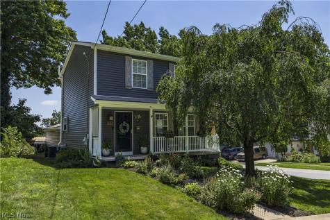 145 Tudor Avenue Akron OH 44312