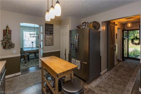 145 Tudor Avenue Akron OH 44312