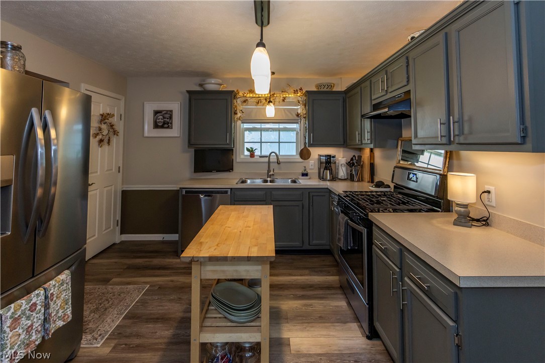 145 Tudor Avenue Akron OH 44312