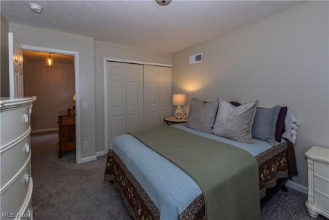 145 Tudor Avenue Akron OH 44312