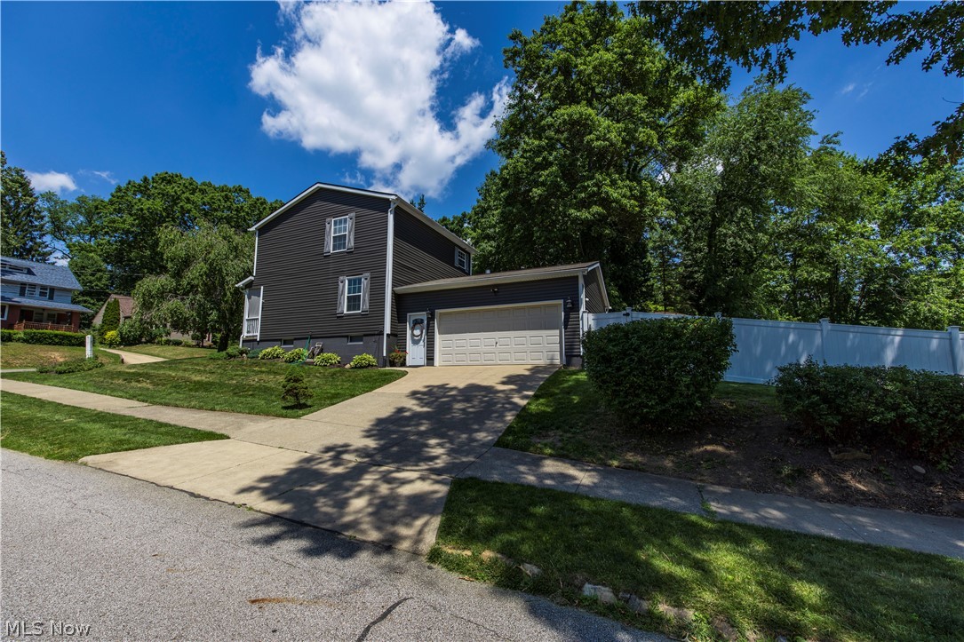 145 Tudor Avenue Akron OH 44312