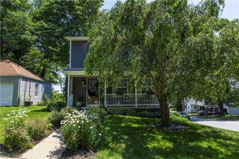 145 Tudor Avenue Akron OH 44312