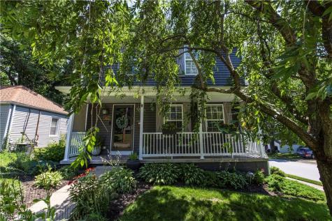 145 Tudor Avenue Akron OH 44312