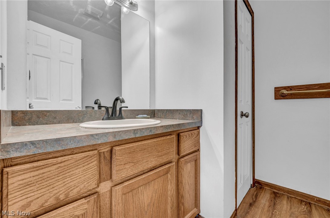 7358 Oakhill Road Bedford OH 44146