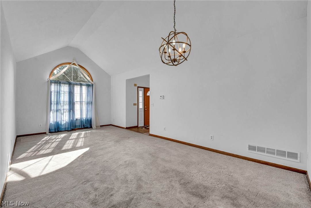 7358 Oakhill Road Bedford OH 44146
