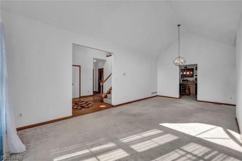 7358 Oakhill Road Bedford OH 44146