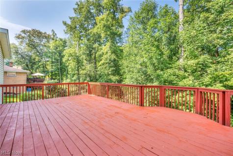 7358 Oakhill Road Bedford OH 44146