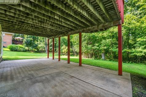 7358 Oakhill Road Bedford OH 44146