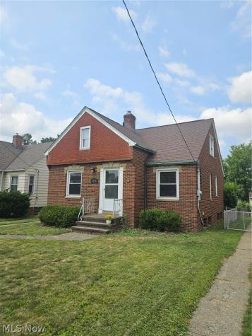 4518 Archmere Avenue Cleveland OH 44109