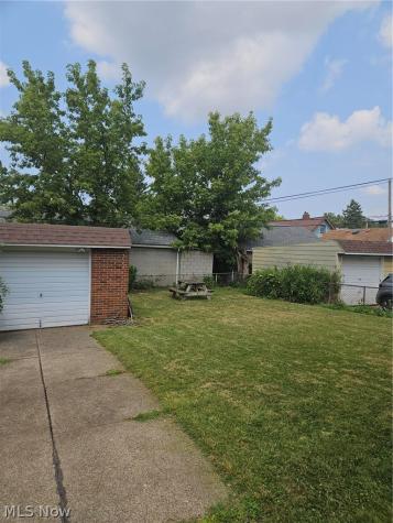 4518 Archmere Avenue Cleveland OH 44109