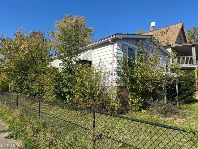 4372 E 146 Cleveland OH 44128