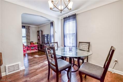 5284 Haverford Drive Lyndhurst OH 44124