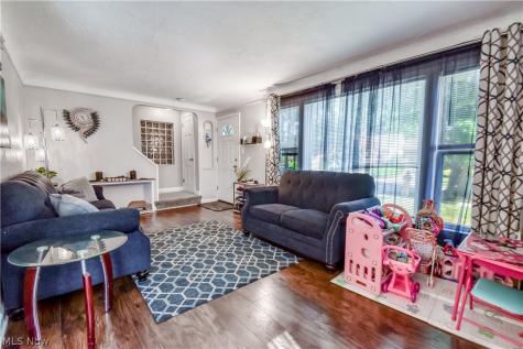 5284 Haverford Drive Lyndhurst OH 44124