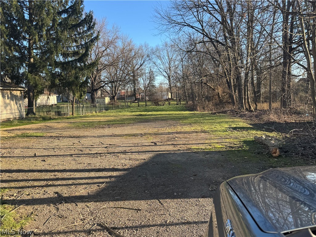 1145 Stiles Warren OH 44481