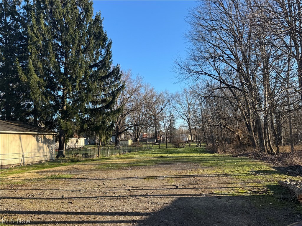 1145 Stiles Warren OH 44481