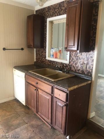 21507 Franklin Road Maple Heights OH 44137