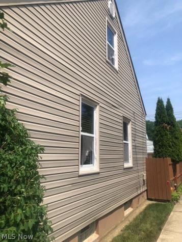 21507 Franklin Road Maple Heights OH 44137