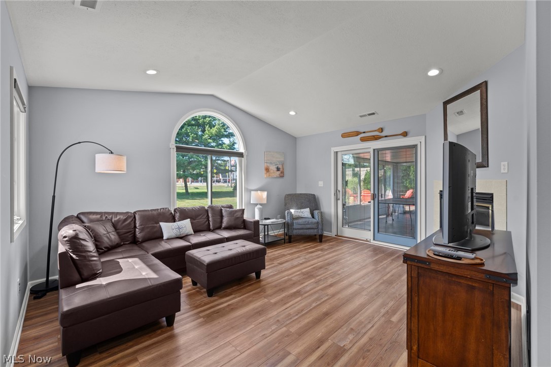 419 Miami Place Huron OH 44839