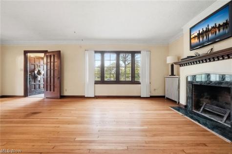 14316 Ashwood Road Shaker Heights OH 44120
