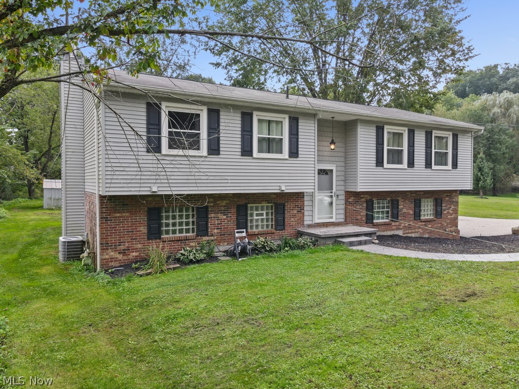 111 Highland Avenue Munroe Falls OH 44262