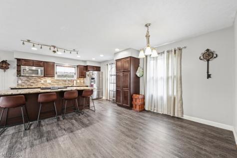 111 Highland Avenue Munroe Falls OH 44262