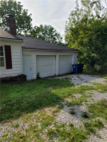 220 Robert Drive Kent OH 44240
