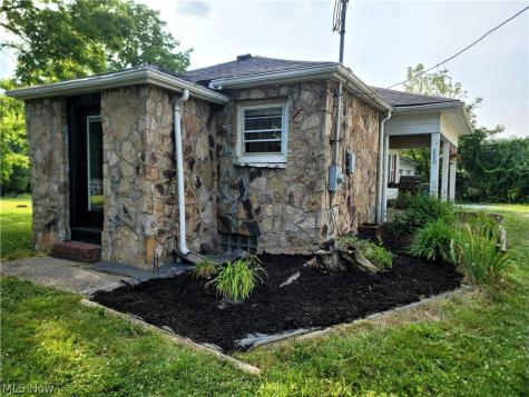 220 Robert Drive Kent OH 44240