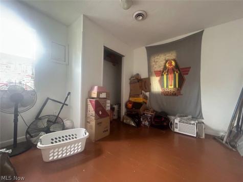 336 Parmely Avenue Elyria OH 44035
