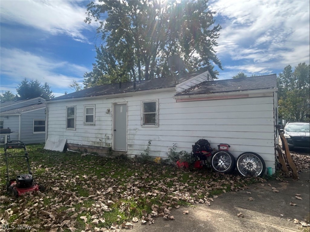 336 Parmely Avenue Elyria OH 44035