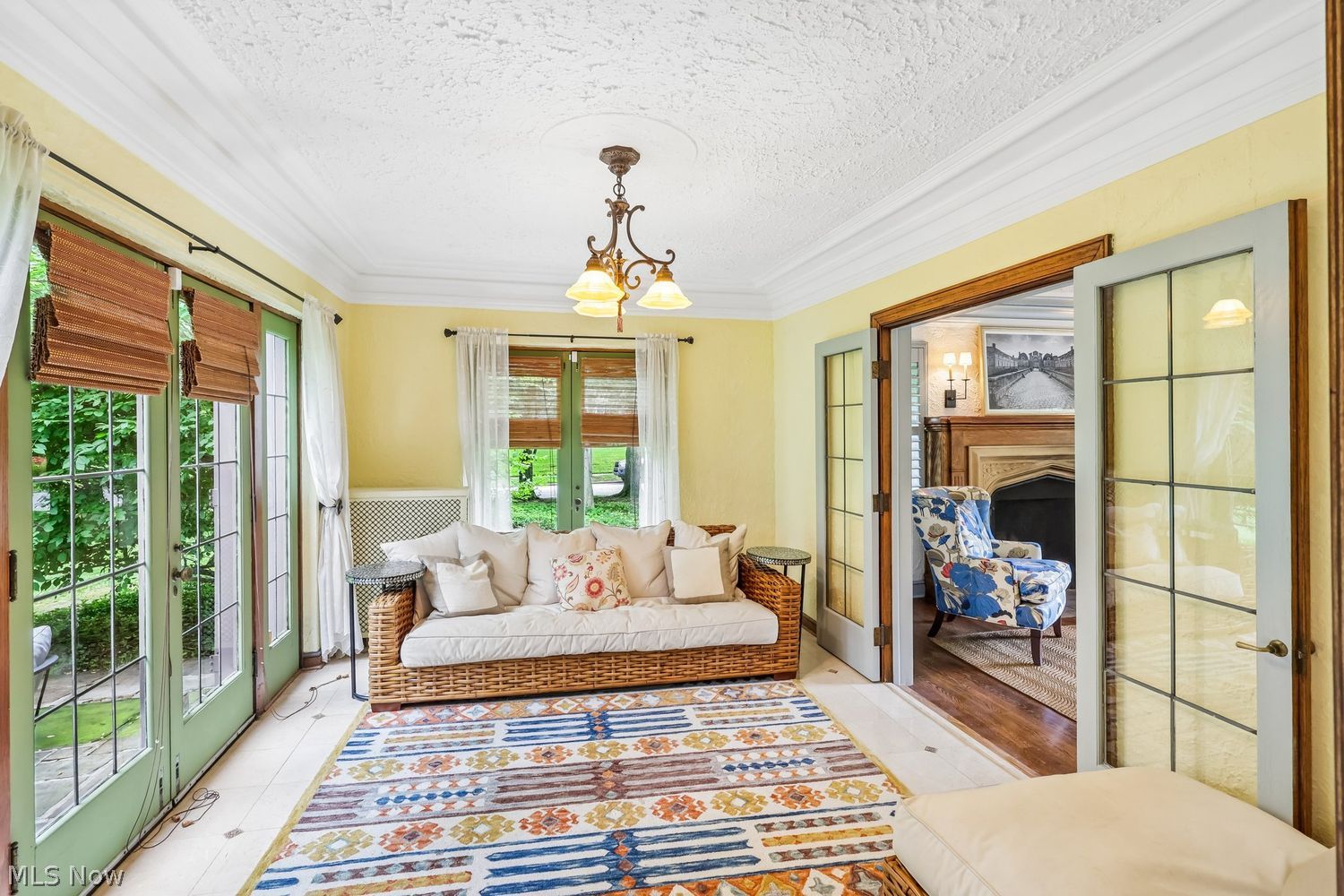 19909 Marchmont Road Shaker Heights OH 44122