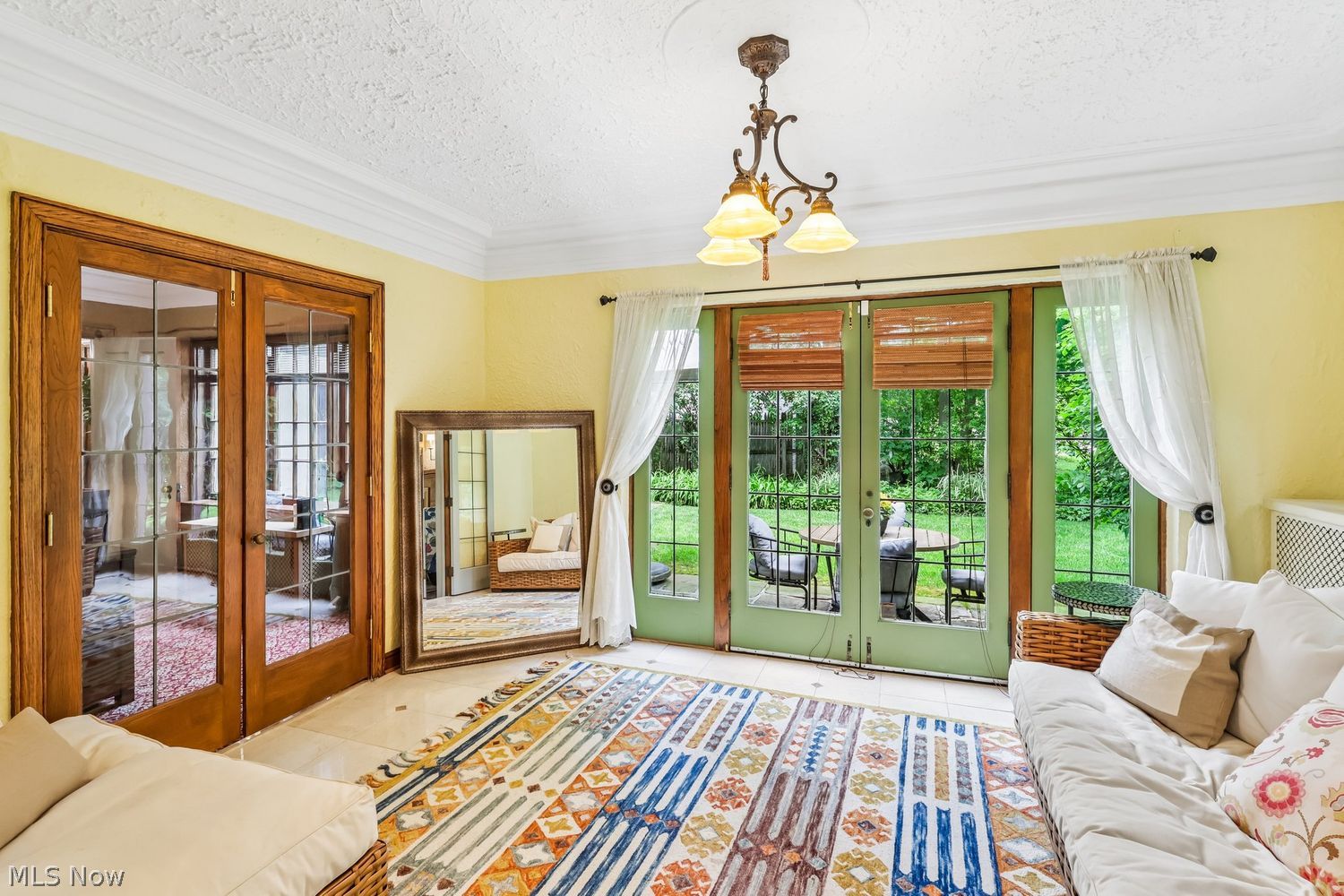 19909 Marchmont Road Shaker Heights OH 44122
