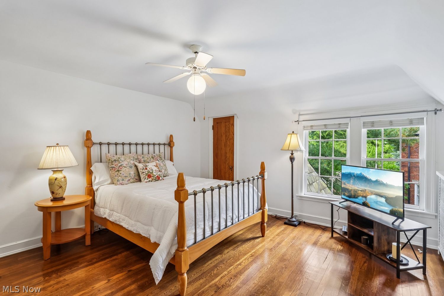 19909 Marchmont Road Shaker Heights OH 44122