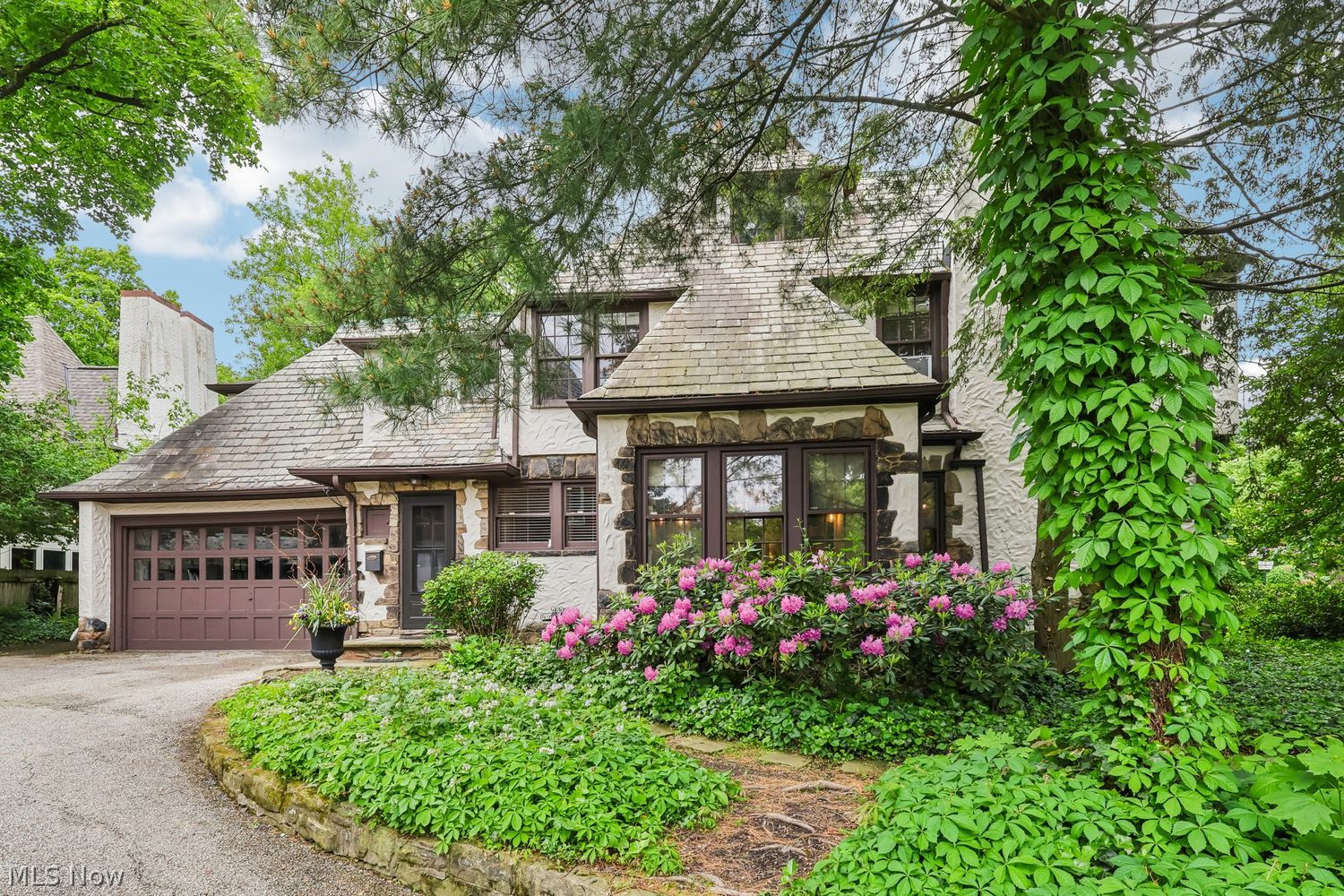 19909 Marchmont Road Shaker Heights OH 44122